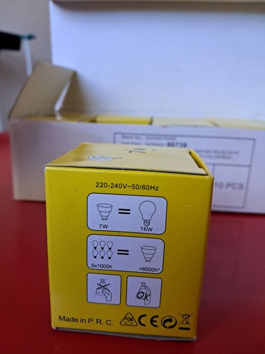 Лампочки, нові, економки GU10 7 W CLEAR 2700