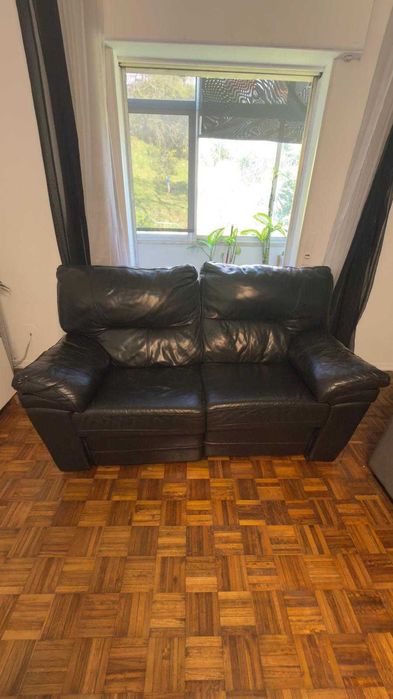 Sofá de Sala em cabedal