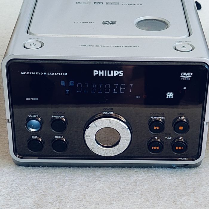 Zestaw audio-wideo 2.1 PHILIPS MCD370/22