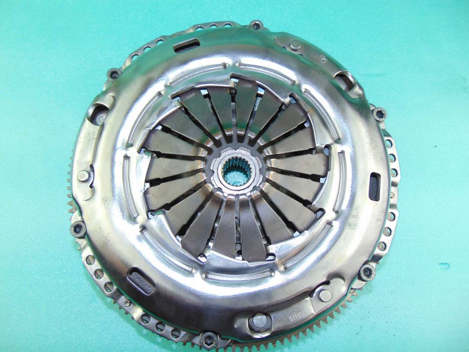 Sprzęgło koło dwumasowe LUK 1,9TDI ASZ AUY ARL Golf IV A3 8L  Sharan