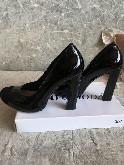 Туфлі жіночі