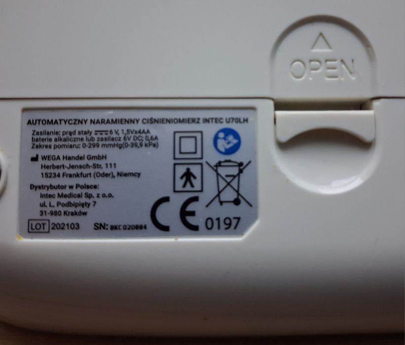Ciśnieniomierz naramienny Intec U70LH