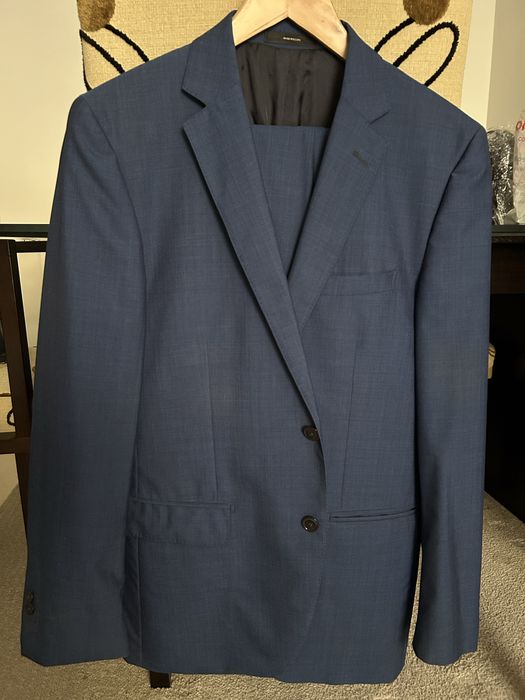Fato de homen classico Massimo Dutti tamanho EU 42