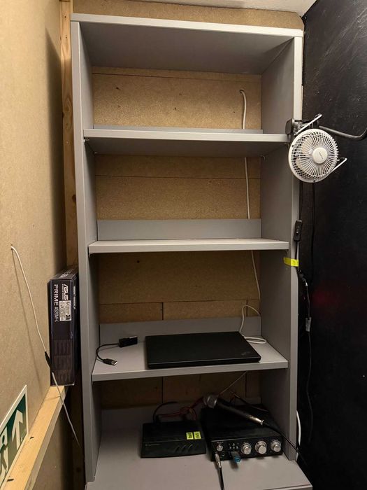 Estante Havsta IKEA (descontinuada)