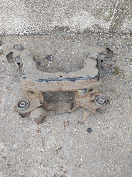 Wózek dyfra sanki tylna belka bmw e 36 sedan touring kombi