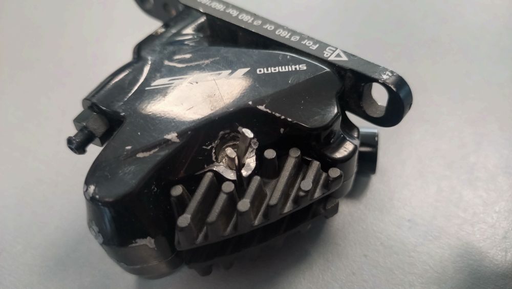 zaciski shimano 105 komplet z klockami