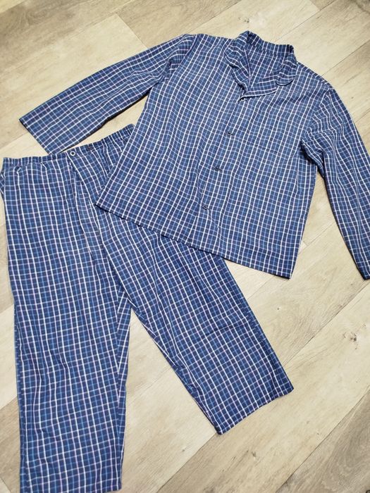 Мужская пижама, кофта, штаны.