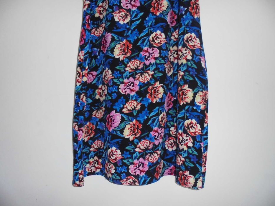 vestido de mulher muito florido