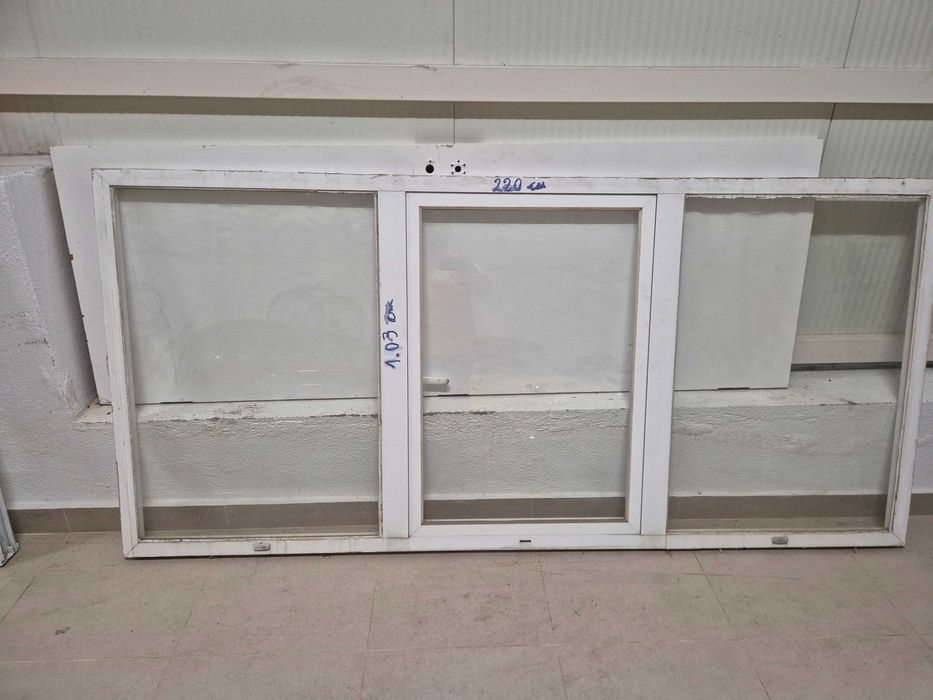 Janelas diversas em alumínio lacado a Branco com vidro Duplo