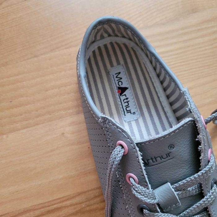 Buty McArthur skórzane damskie rozm.38