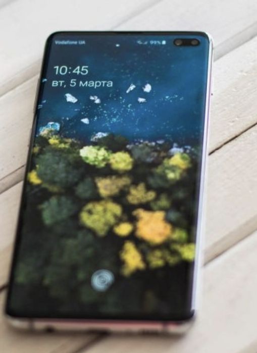 Флагманский смартфон Samsung S10 Plus.  8/512GB.