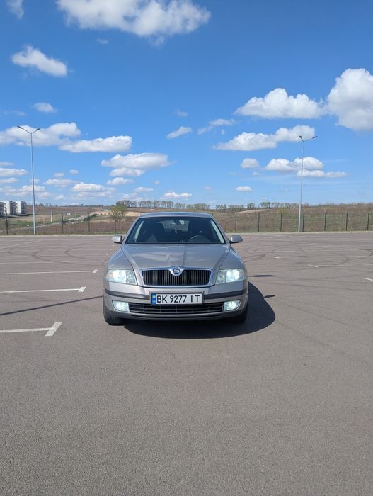 Продам Skoda Oktavia 2006року на 1,6