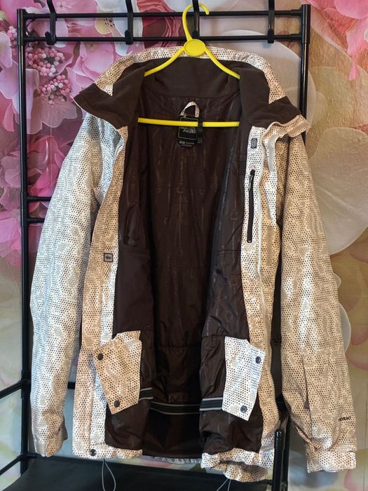 Куртка The North Face HyVent