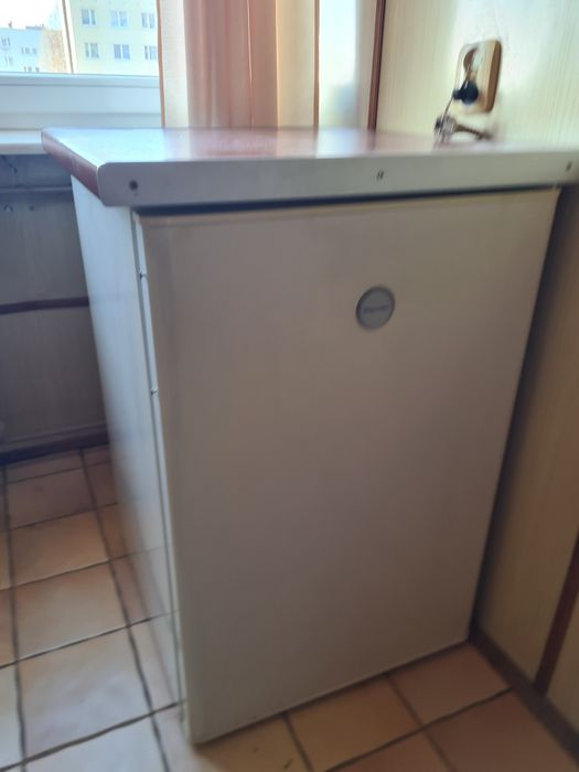 Lodówka podblatowa