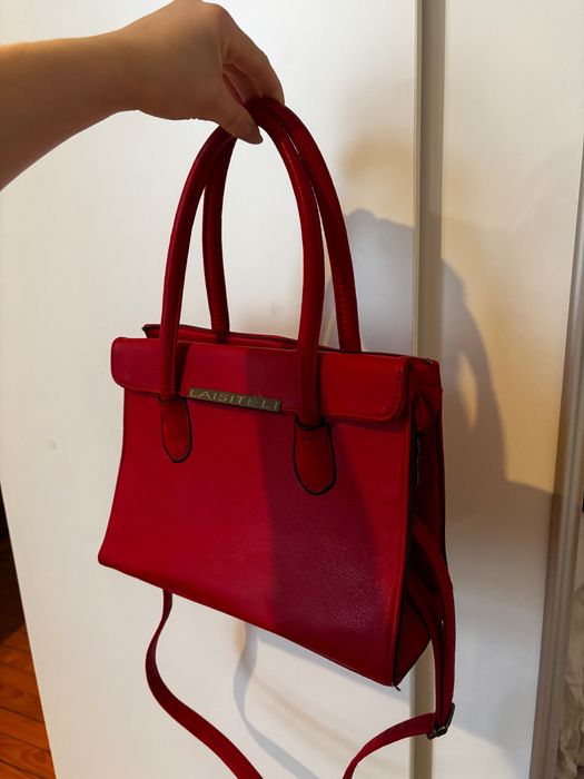 Czerwona torebka damska