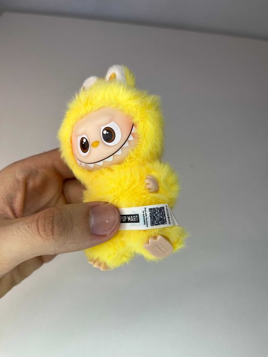 Oryginalny Labubu - Pin For Love (N - Z) - P Włocławek • OLX.pl