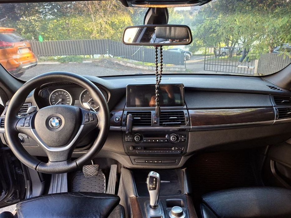 Продам BMW X6 е71