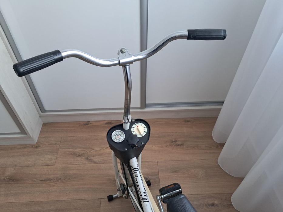 Rowerek stacjonarny Universal PRL