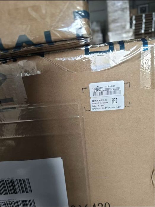 Bitmain Antminer S21 Pro 245Th