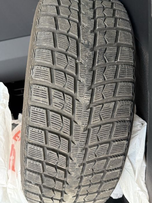 Pneus x2 (245/45R19) x2 (275/40R19)