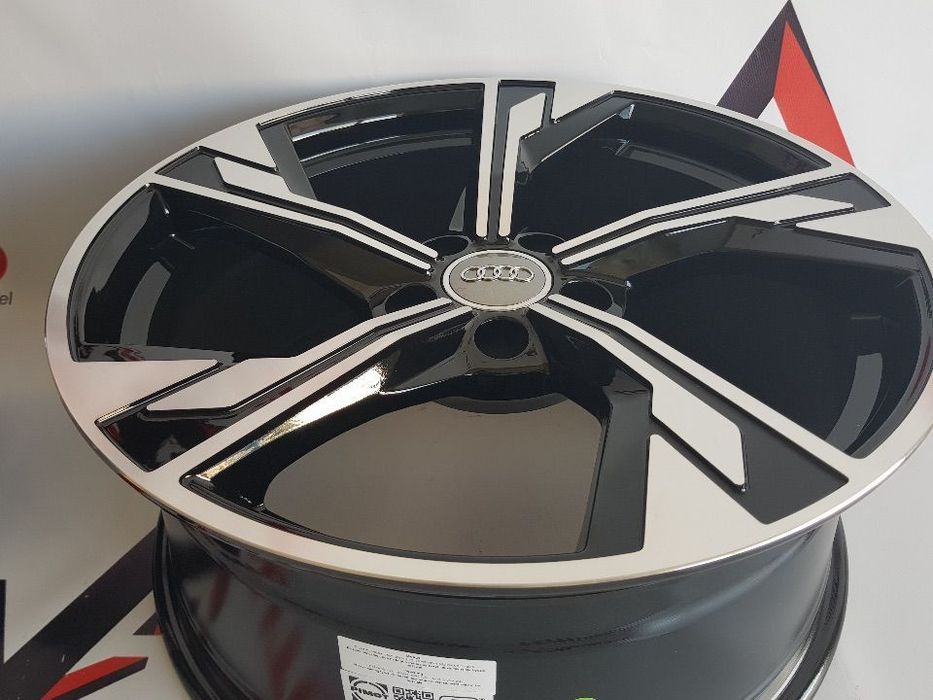 Jantes Audi RS5 2019 Black Machined 18