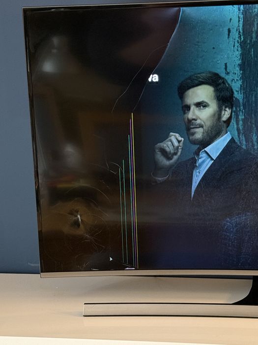 Telewizor Samsung 49" UHD Smart TV z zakrzywionym ekranem USZKODZONY