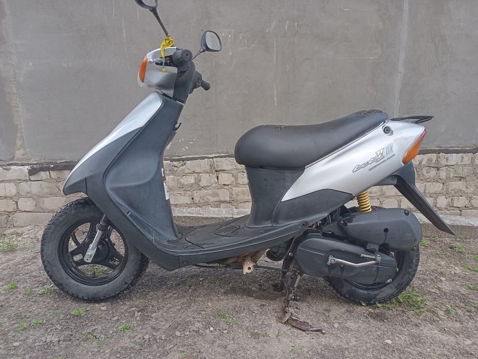 Suzuki  Let's  2