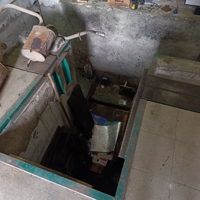 Продаю два гаража кооператив Волга, знаходяться поруч