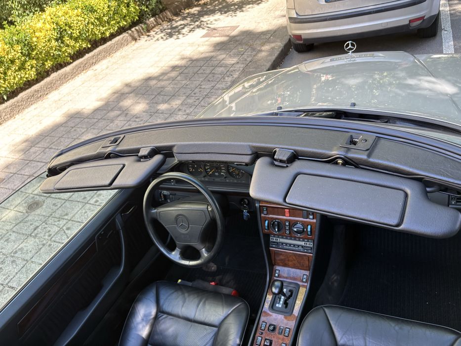 Mercedes 300 CE-24 Cabriolet