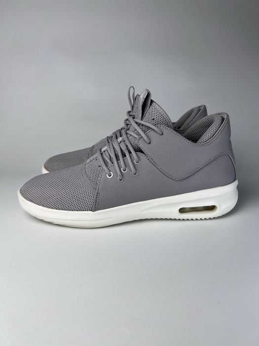 Кросівки шкіряні Nike Air Jordan 43/28см