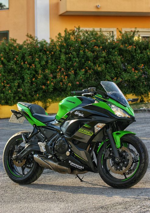 Kawasaki Ninja 650 KRT