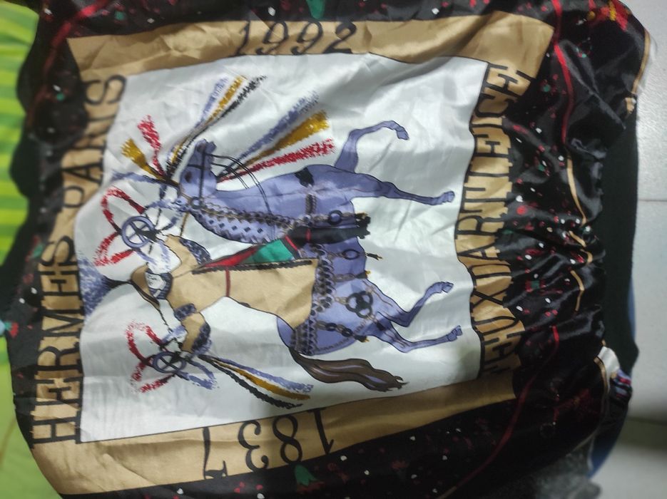 Casaco de seda colorido