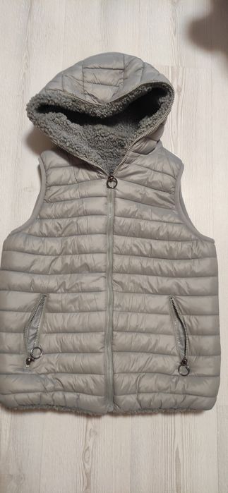 Тепла желетка двухстороння 44-46р.