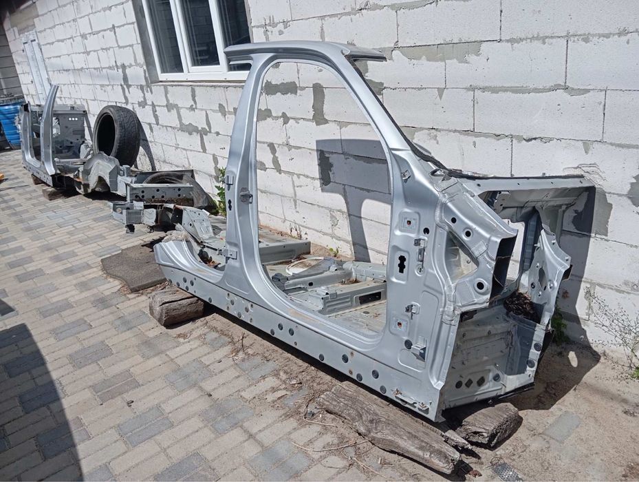 Крыша Четверть Порог Ланжерон bmw x5 f15 Кузов БМВ Х5 ф15 стойка дах