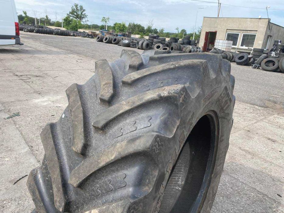 Opona używana 540/65r30 BKT Agrimax RT657 Radial 70% Bieżnika