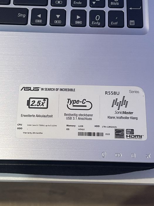 Asus R558U - bardzo dobry stan, SSD 128gb, 12 gb RAM, GeForce 940mx