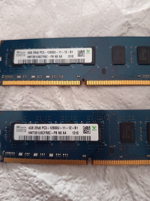 Vendo 2 memorias rams de 4 gb cada uma total 8 gb com frequência de 16