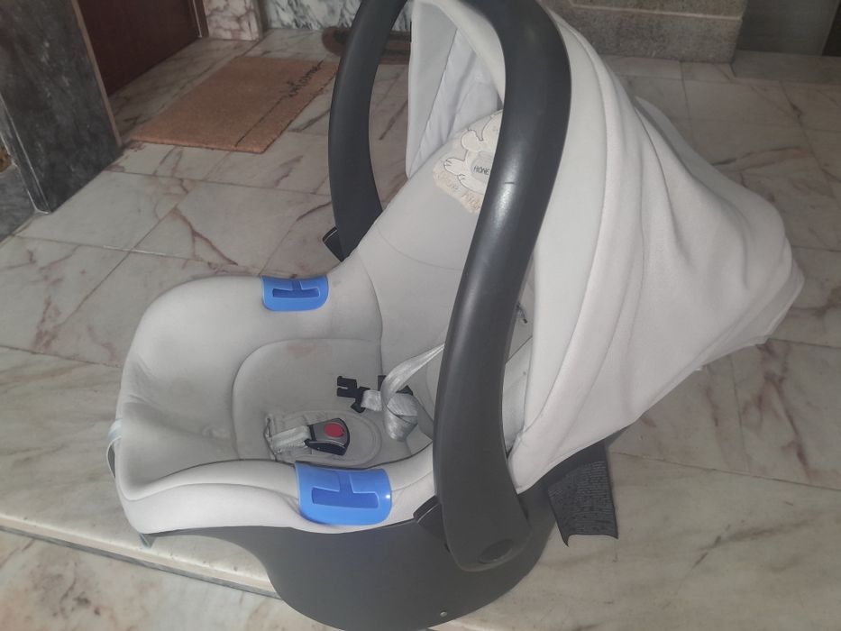 Cadeira AUTO CHICCO estado novo 10€