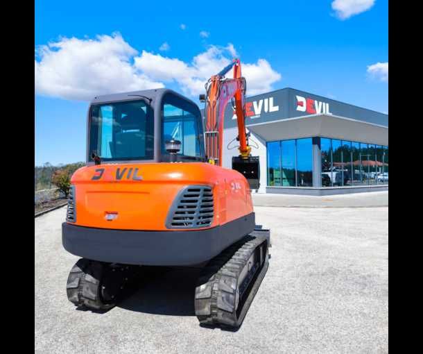 Escavadora R360 6000 Kg c/ Motor Yanmar Nova!