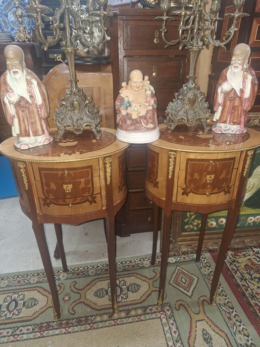 Mesas de apoio (Variadíssimas)