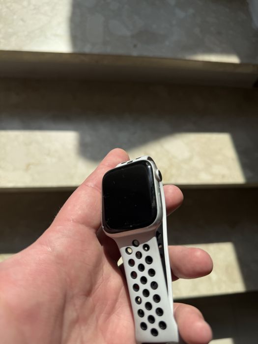 Apple Watch 4 gps 44mm bateria 75%