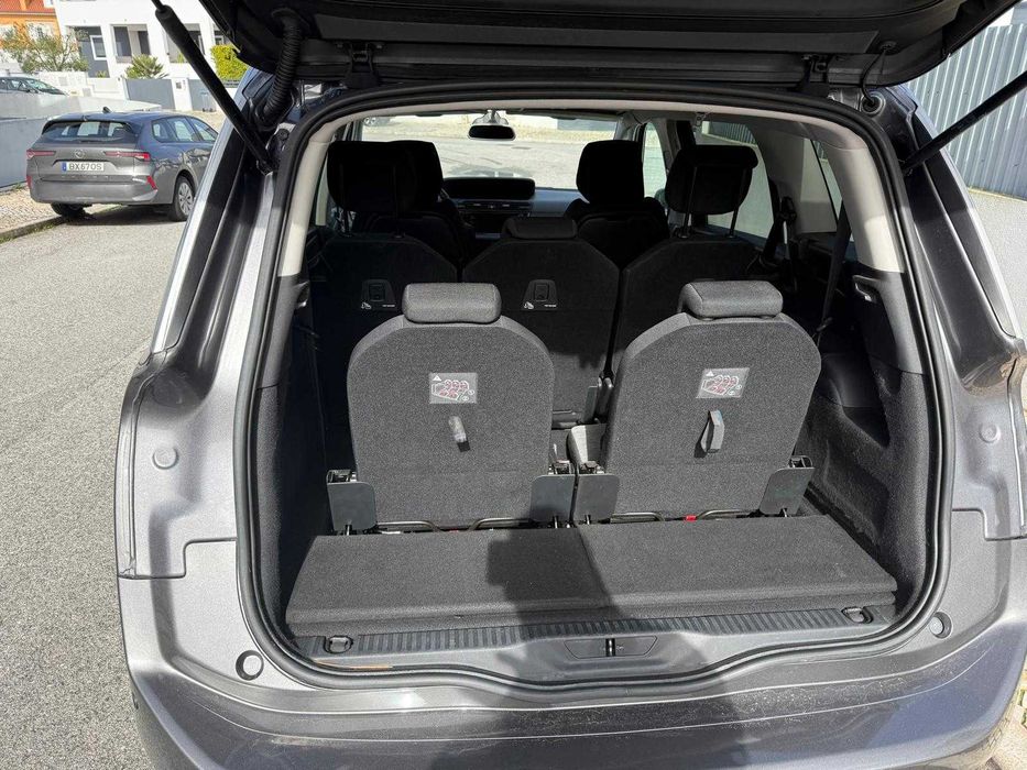 citroen c4 spacetourer bluehdi eat8