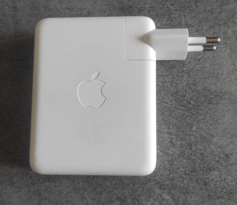 Apple zasilacz/ładowarka 140W A2452 Oryginalny