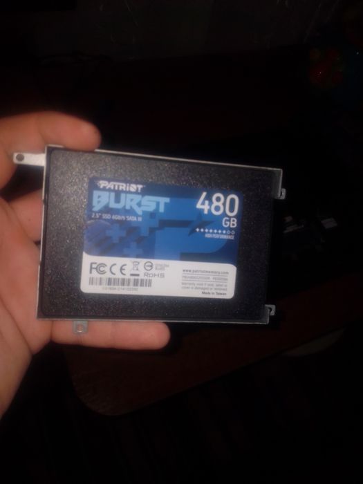 Ноутбук asus x75a / ssd480 / 8GB op / i3проц