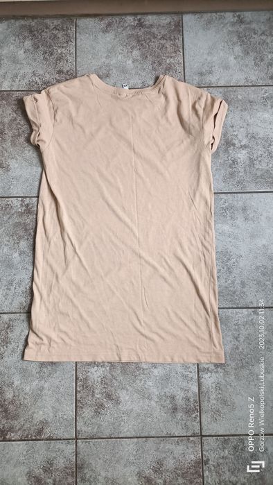 Bluzka z krótkim rękawem. Divided H &M