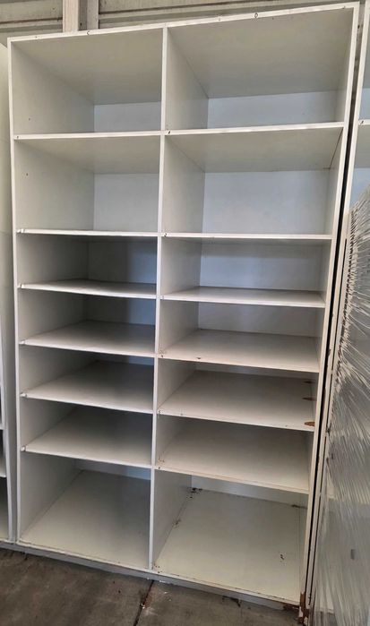 Wysoki regał 155 x 90 x 270 cm