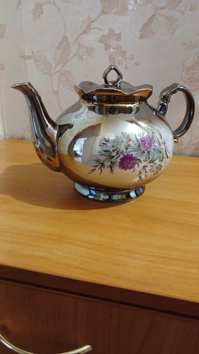 Продам красивий чайник