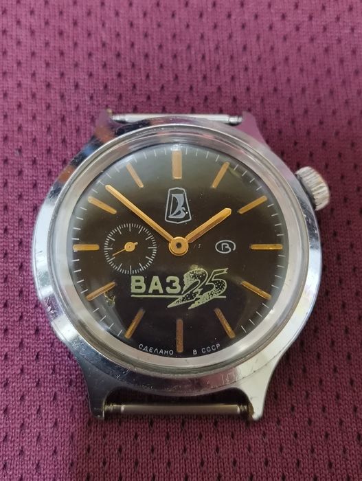 Наручниий годинник восток. Наручные часы восток в хроме, ссср.