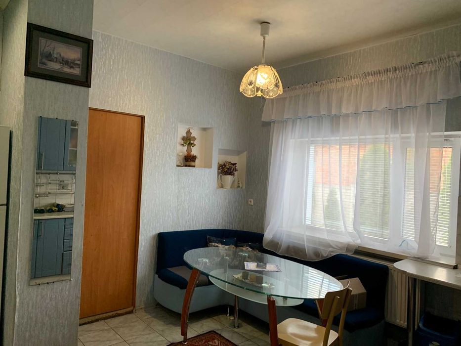 Продам хороший дом для большой дружной семьи  метро Киевская