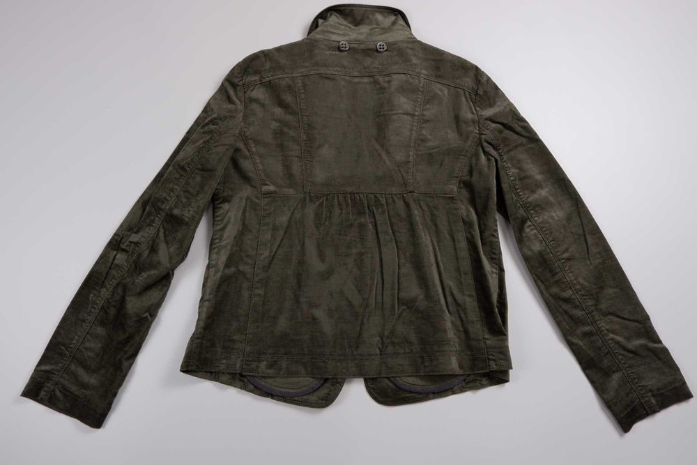 Пиджак SCHUMACHER L/XL женский хаки велюровый бархат max mara